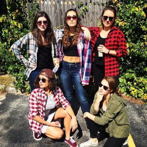 Meet your Posher, Eva